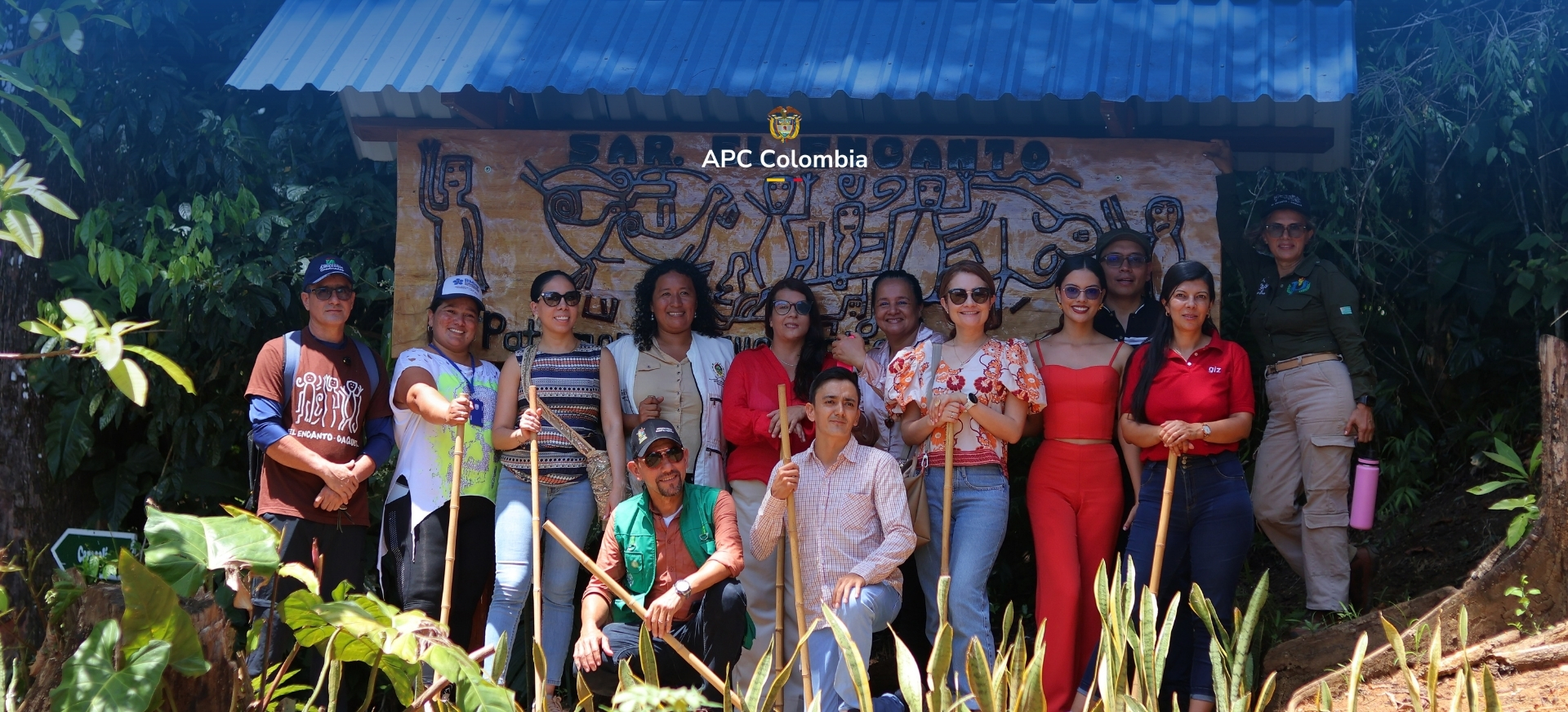 Foto de los participantes del Col-Col
