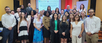 En la imagen aparecen todos los participantes del Taller sobre la cooperación regional en finanzas verdes: fortaleciendo capacidades en América Latina y el Caribe