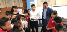 Tecnología educativa para los niños y jóvenes vulnerables, gracias a la cooperación internacional que canaliza APC-Colombia