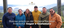 Delegados de Guatemala, Ministerio de Ambiente de Colombia y APC Colombia en el mirador de la Laguna de La Cocha