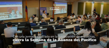 Foto del evento, arriba en el medio el logo del Gobierno de Colombia, abajo el título de la noticia